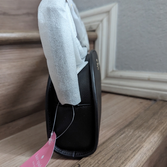 Kate Spade Perry Saffiano Leather Black Dome Crossbody Bag K8697 $279 - Picture 4 of 5